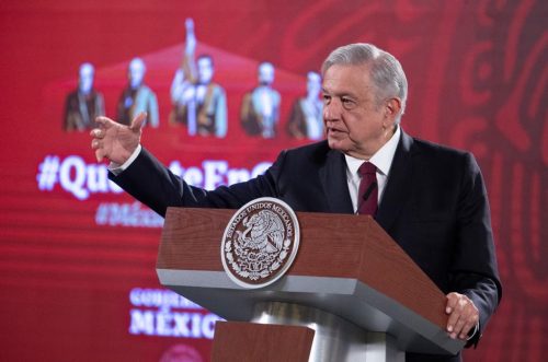 PUES EL USO DEL CUBRE BOCA, NO FRENARÍA LA PANDEMIA DE CORRUPCIÓN QUE SE VIVE EN MÉXICO.